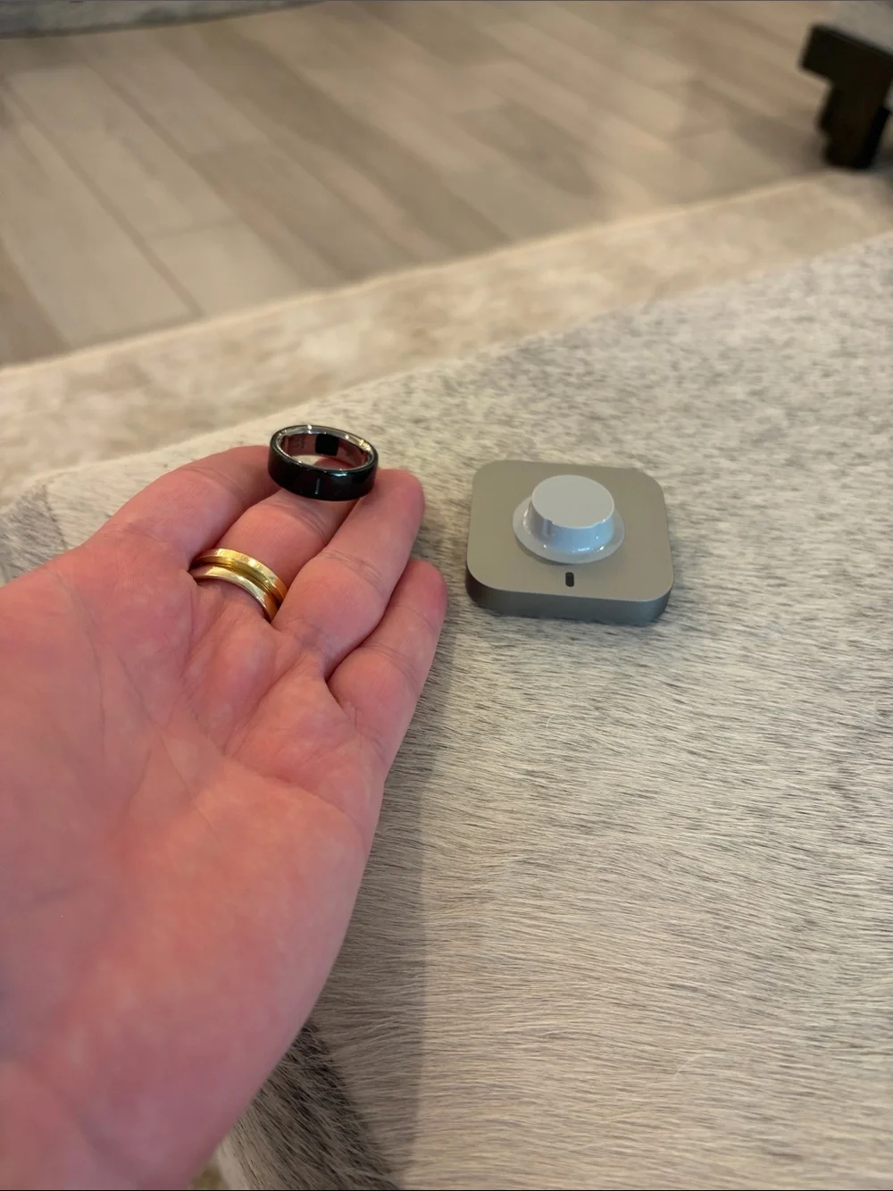 Oura Ring Gen 3 Heritage – Black, Size 11 Includes Charger Excellent Condition